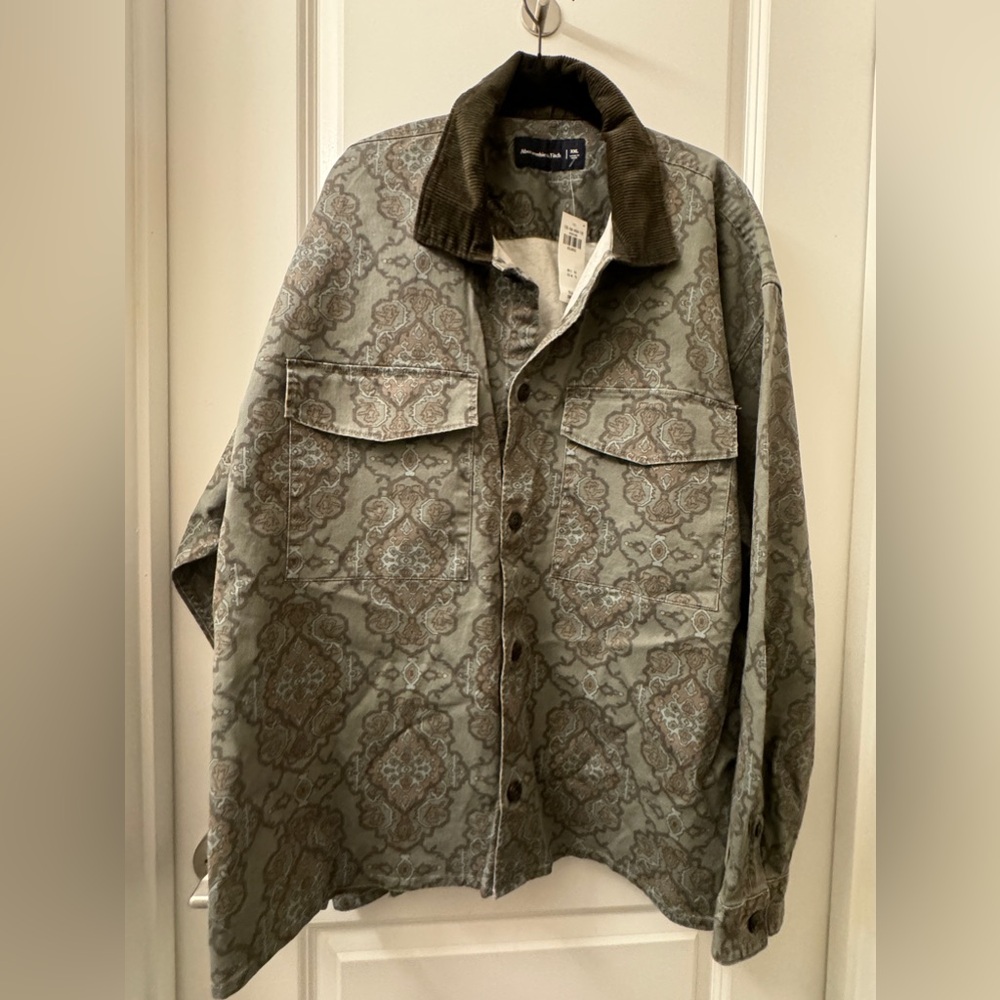 Men’s Abercrombie & Fitch jacket shirt